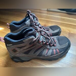 Men’s Columbia Hiking Boots